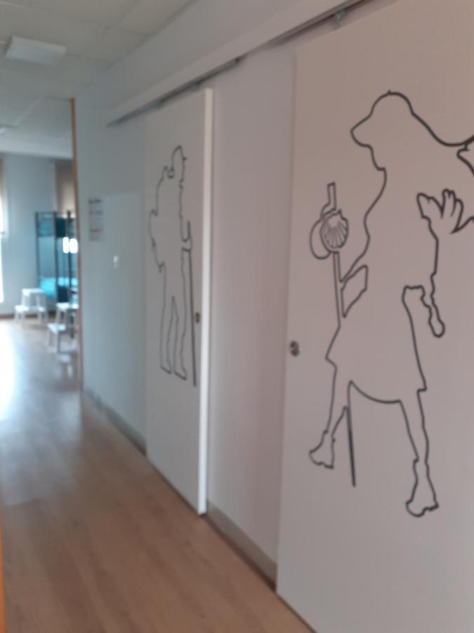 מונפורט דה למוס Albergue Lemavo מראה חיצוני תמונה