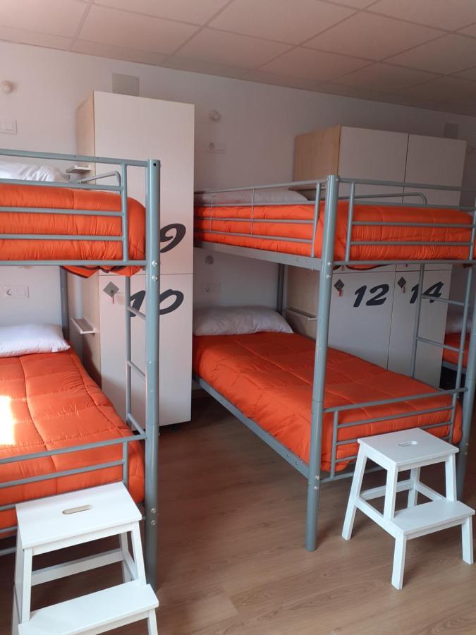 מונפורט דה למוס Albergue Lemavo מראה חיצוני תמונה